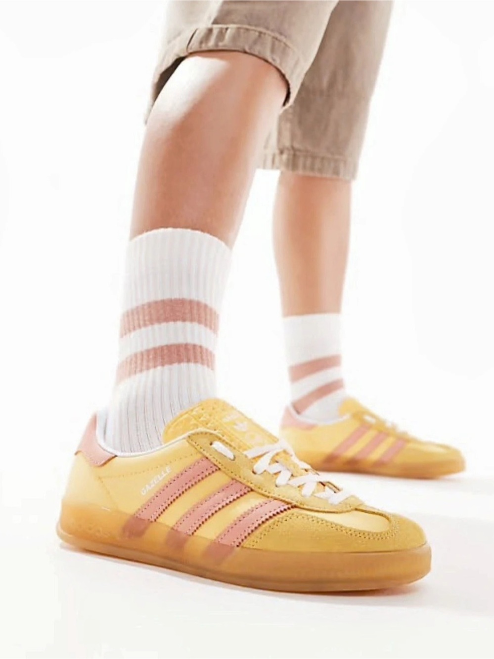 adidas Gazelle Indoor Yellow & Pink Sneakers US 8 Like New